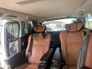 Toyota Alphard 3.5 Petrol AWD 2016 White