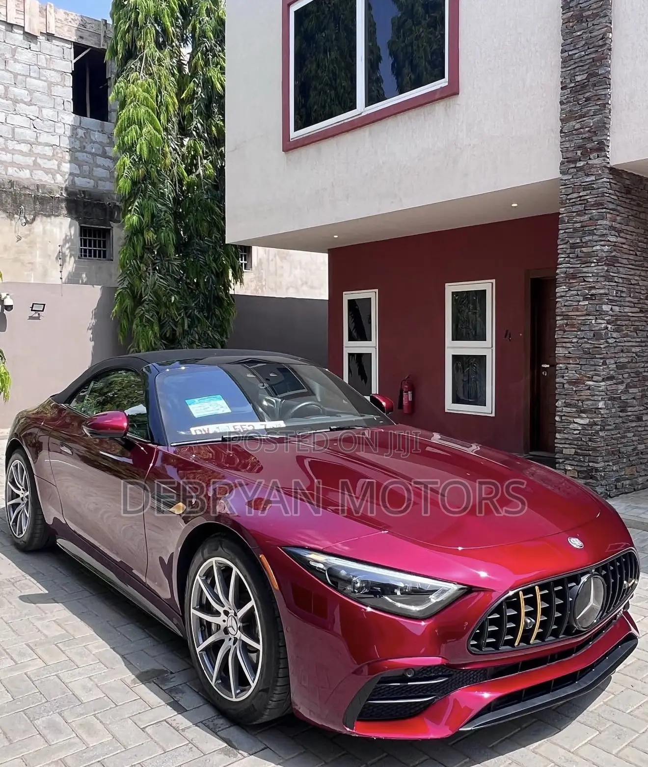 Mercedes-Benz SL-Class 2024 Red