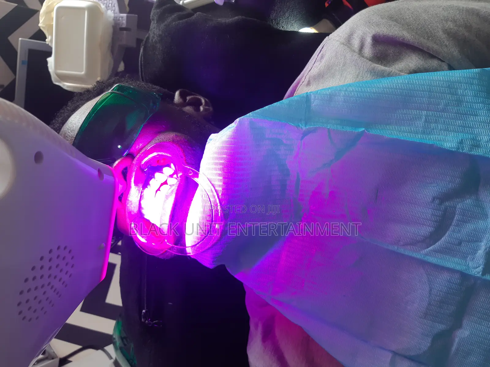 Teeth Whitening Studio