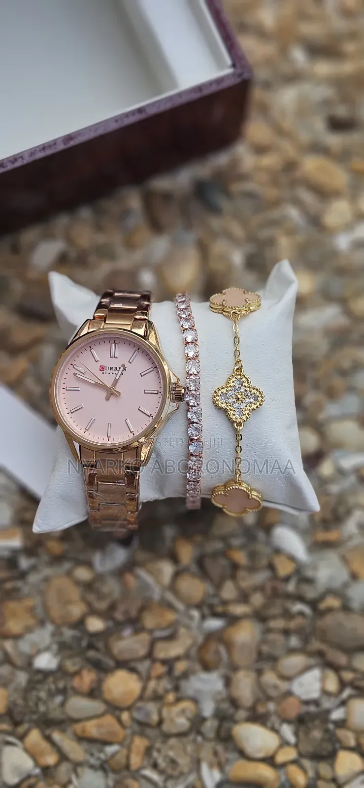 Classy Ladies Quality Watch and Bracelet Set.