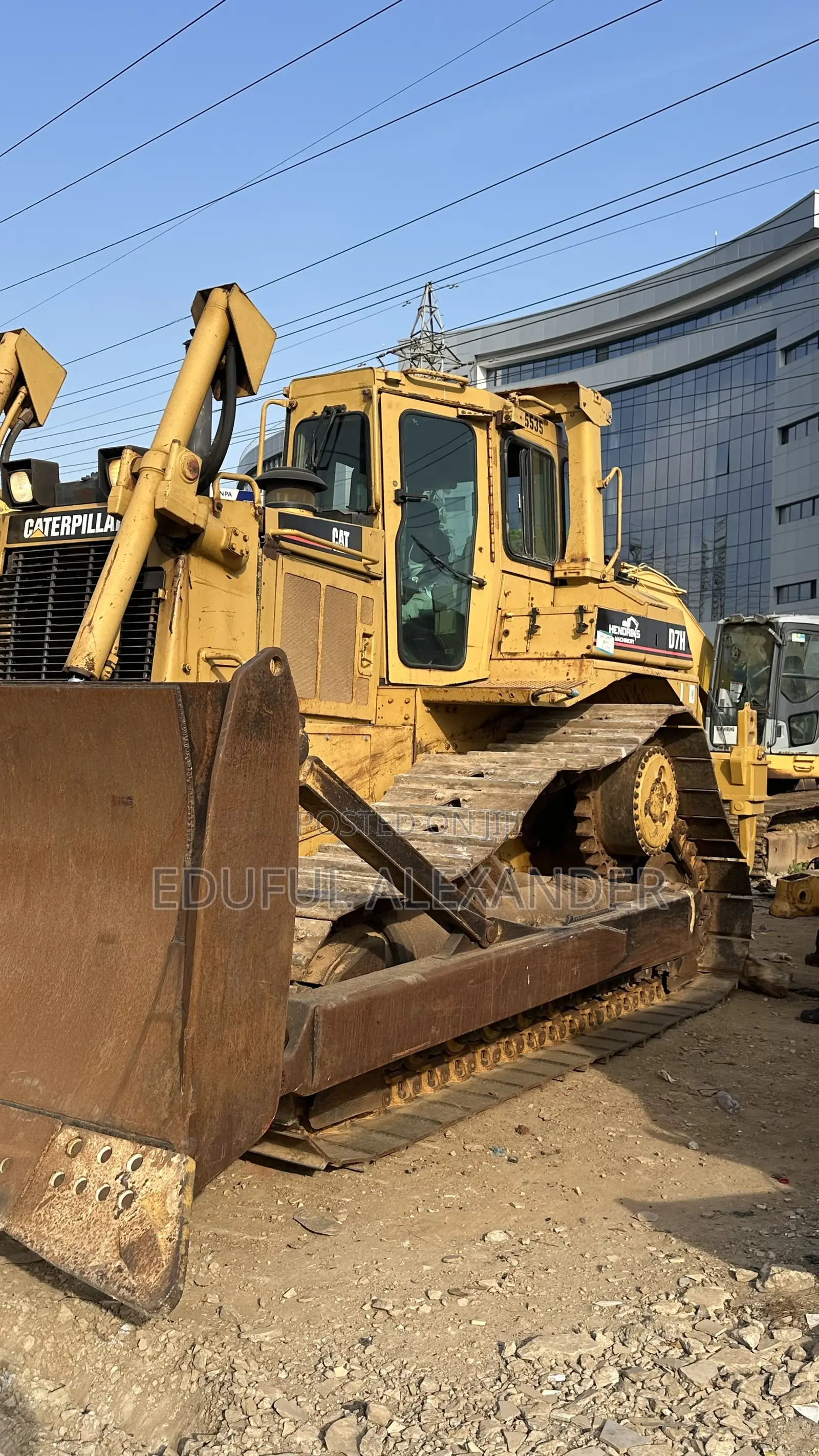 Bull Dozer D6h D7 D8 for Hiring