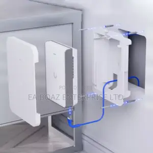 Ubiquiti Networks Unifi U7 Pro Wall Tri-Band Wi-Fi 7 Access Point