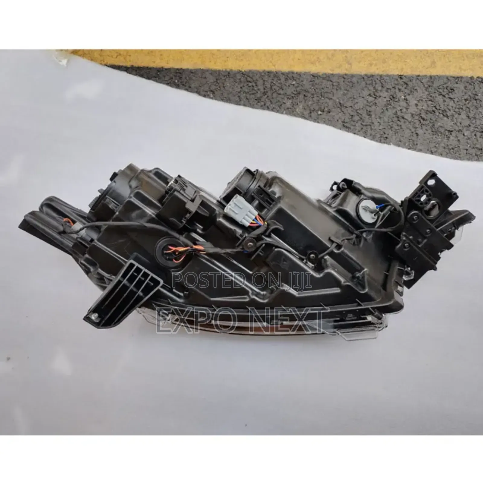 Outlander 2016-2020 Headlight Pair