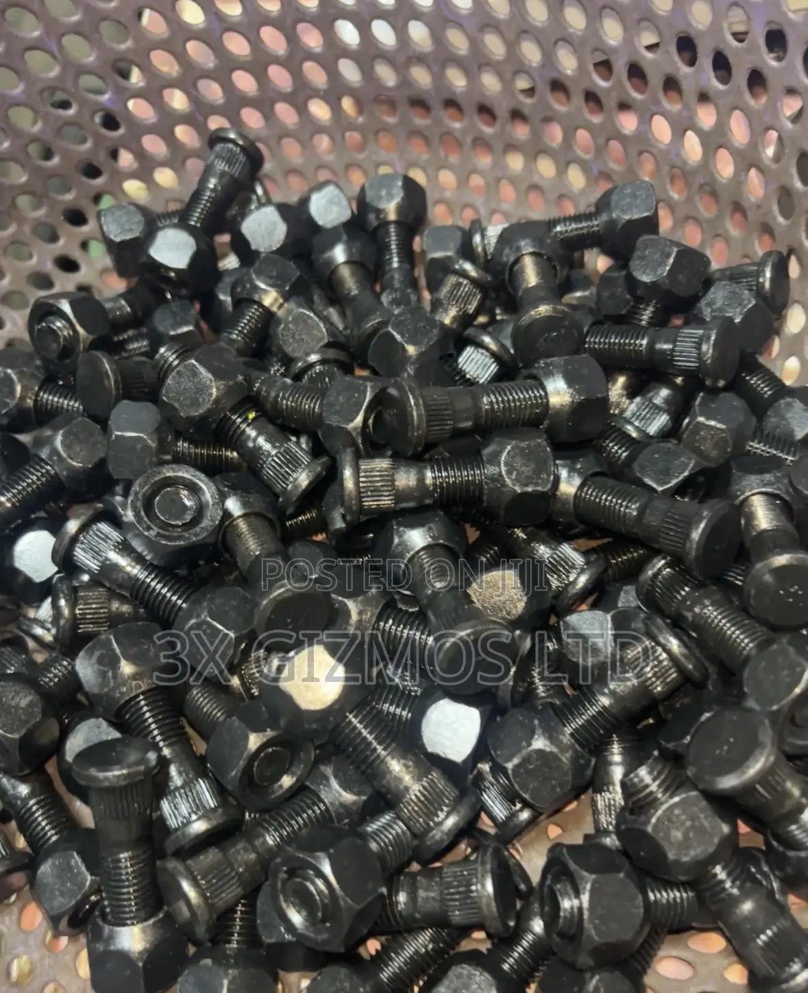 Toyota, Nissan, Hynundai Wheelbolts Nuts.