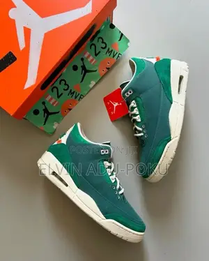Air Jordan 3 "Lucky Green “ Sneakers