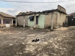 6bdrm Apartment in Atimatim Chairman, Kumasi Metropolitan for sale