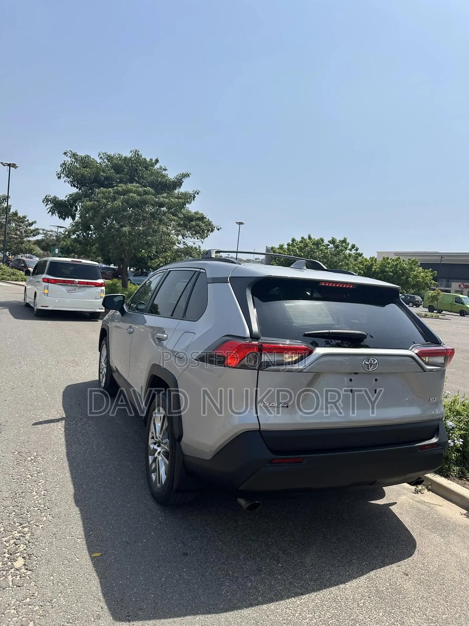 Toyota RAV4 2021 Gray