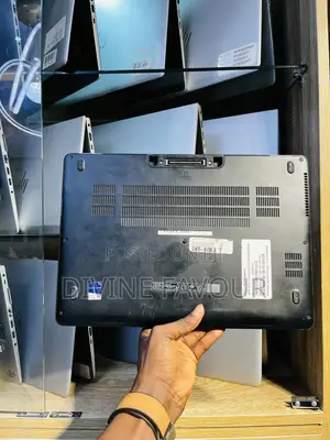 Laptop Dell Latitude E7470 8GB Intel Core I5 SSD 256GB