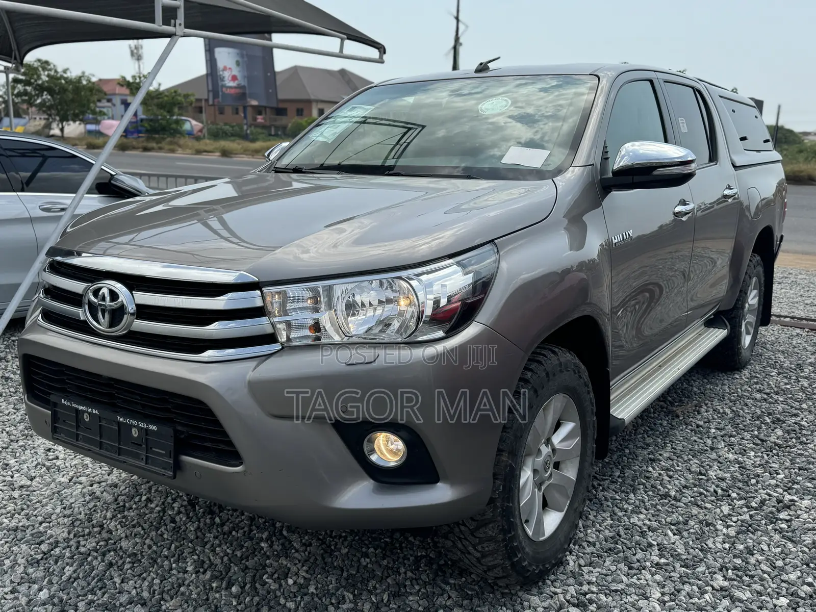 Toyota Hilux Revo Double Cab Petrol 2.7 AWD 2017 Gray