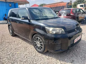Toyota Corolla Rumion Hatchback 1.5 FWD 2015 Black