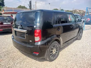 Toyota Corolla Rumion Hatchback 1.5 FWD 2015 Black