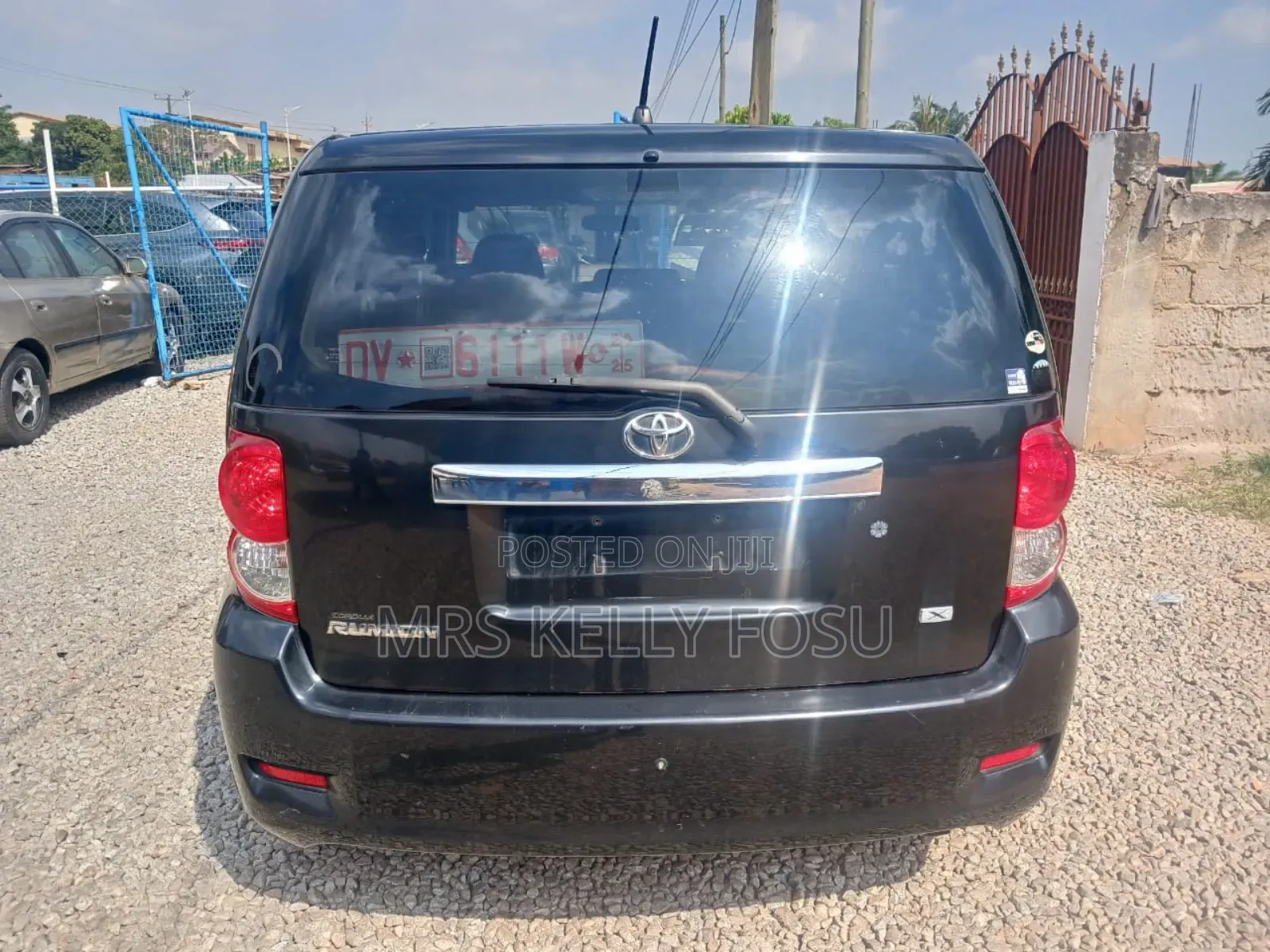 Toyota Corolla Rumion Hatchback 1.5 FWD 2015 Black
