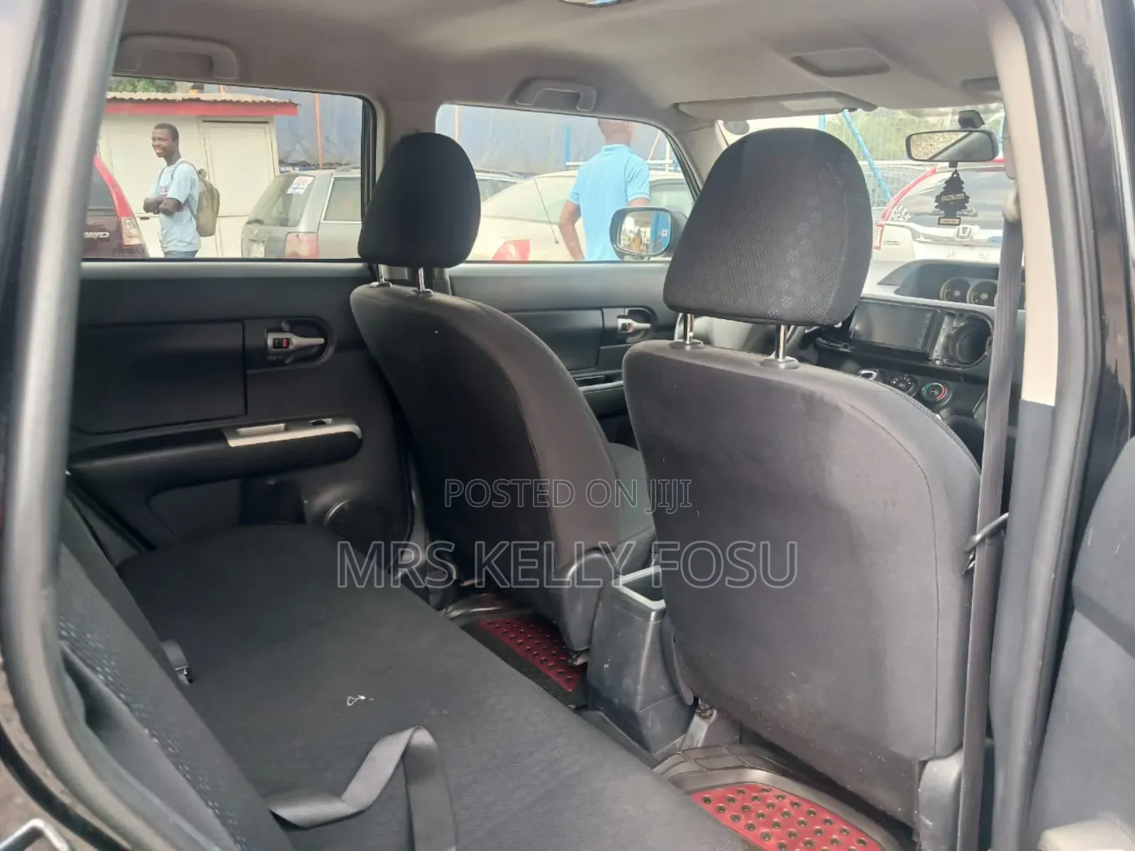 Toyota Corolla Rumion Hatchback 1.5 FWD 2015 Black