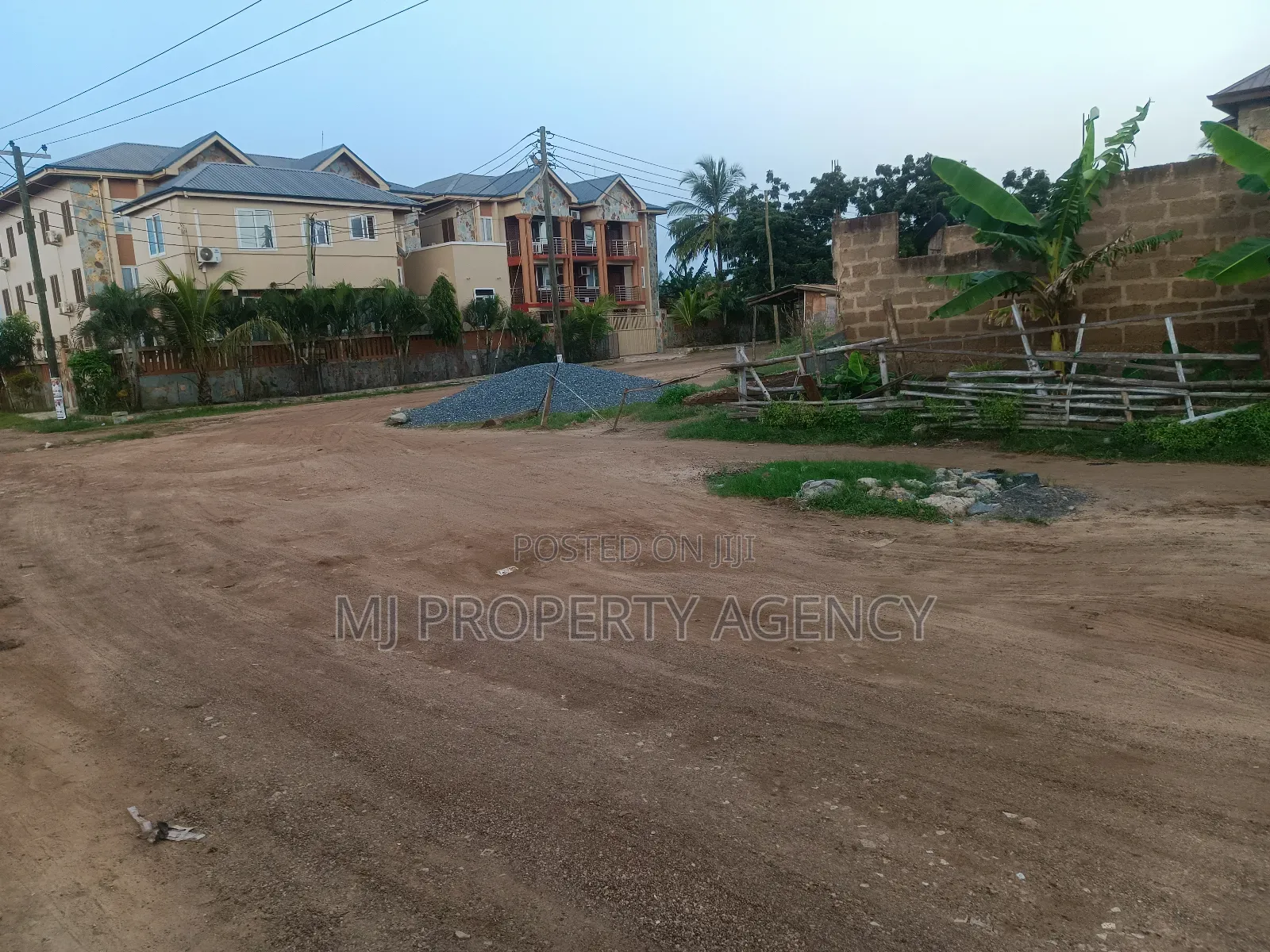 1 Plot for Sale at Golf City Tema