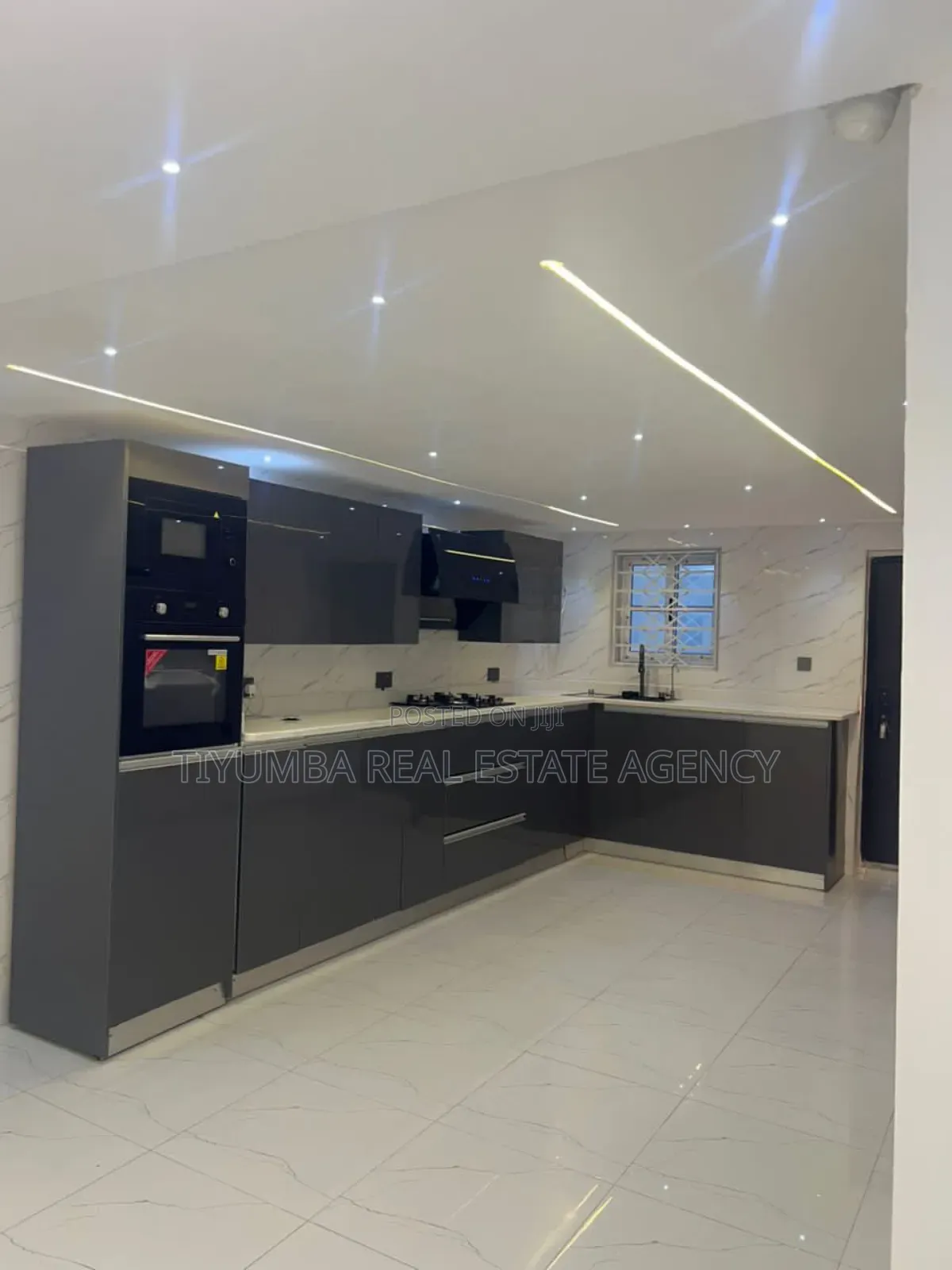4bdrm House in Tiyumba Real Estate, Amasaman for sale