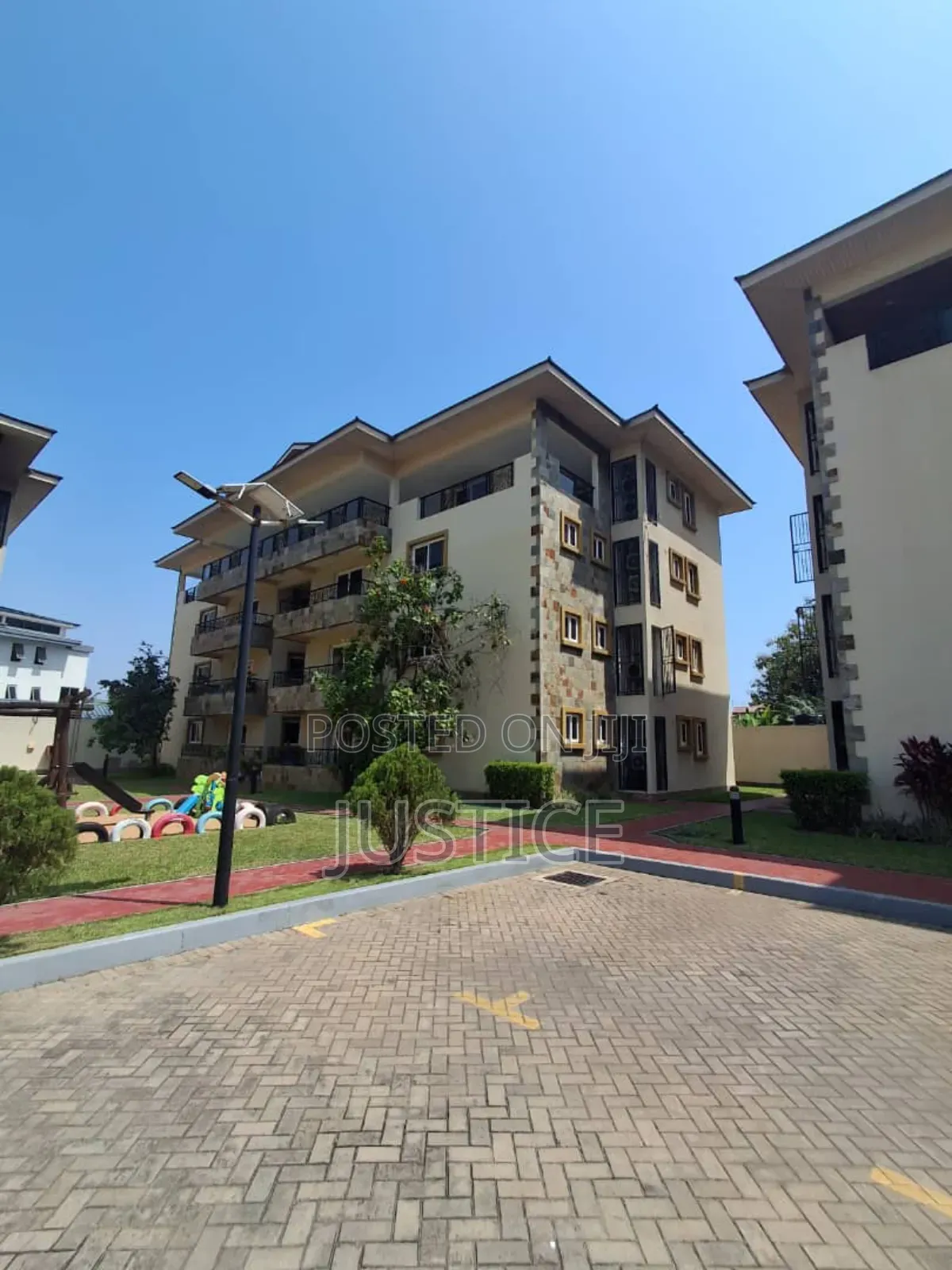 Furnished 3bdrm Apartment in North Ridge for rent