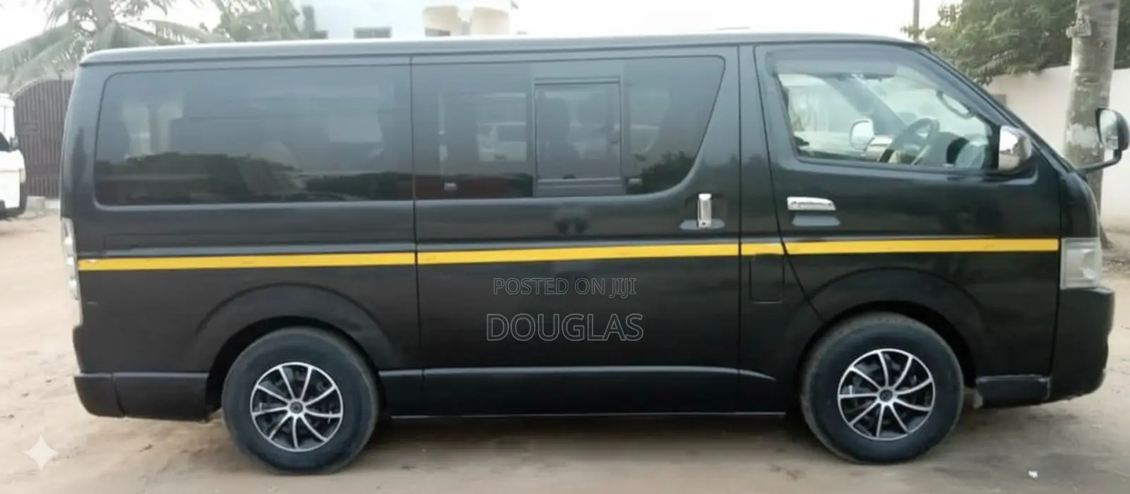 Toyota HiAce 2008 Black