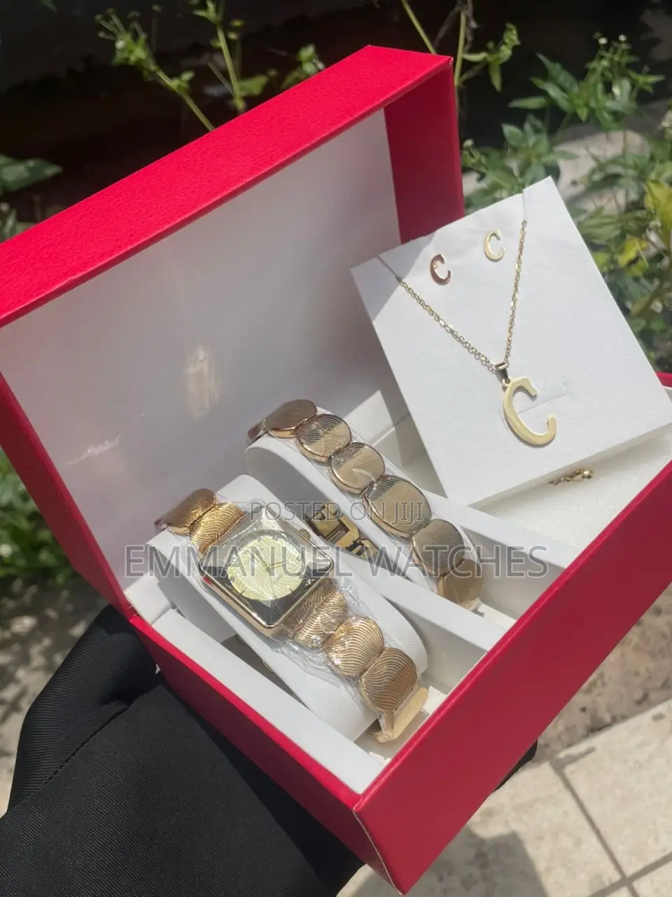All Type of Watches You Need for Occasion