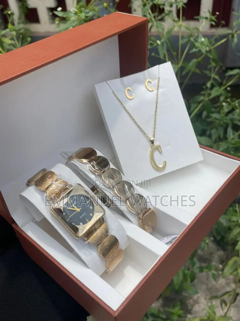 All Type of Watches You Need for Occasion