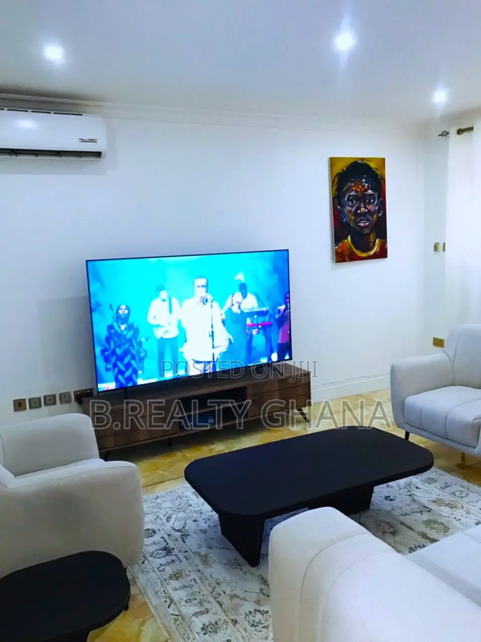Furnished 4bdrm House in Shopping Arcade Area for sale