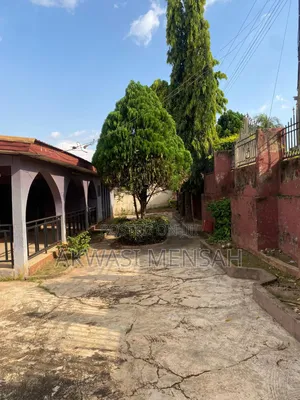 5bdrm House in Agent Mensah, Kumasi Metropolitan for sale