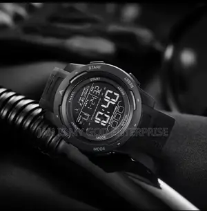 Smael 8105 Digital Sports Led Men's 50m Waterproof Digital Light Watch
