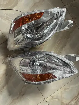 Toyota Yaris 2008 Headlight