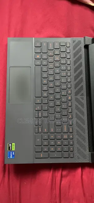Laptop Dell G15 5535 32GB Intel Core i7 SSD 1T