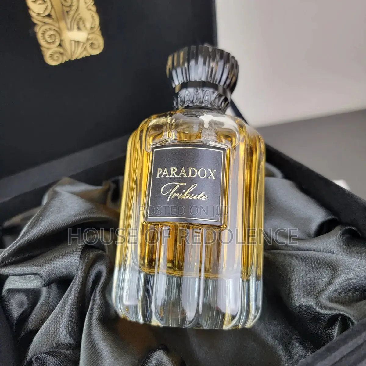 Paradox Perfumes ( Paradox Azuree, Rosa, Orient & Tribute)