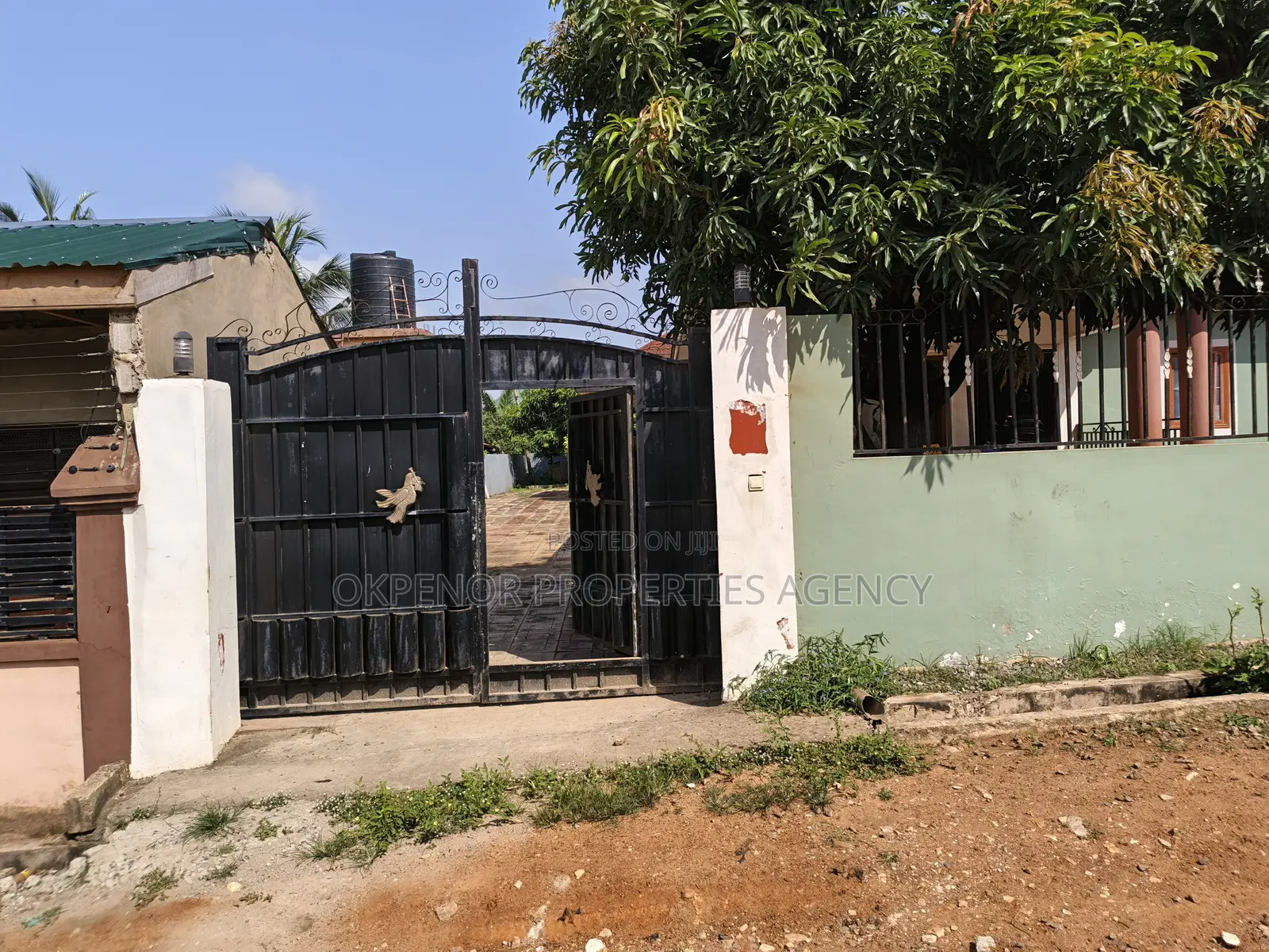 3bdrm House in Amrahia, Frafraha for sale