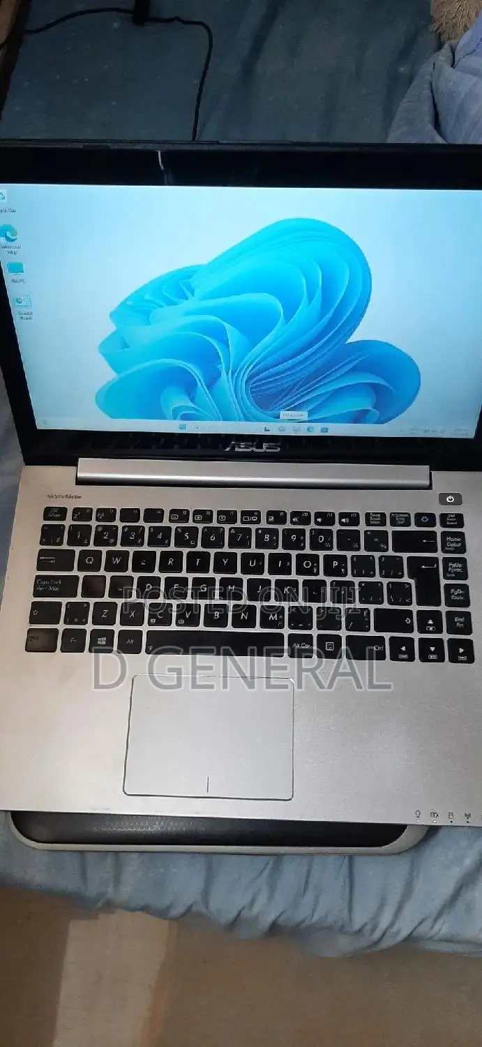 Laptop Asus VivoBook S400CA 6GB Intel Core I5 SSD 500GB