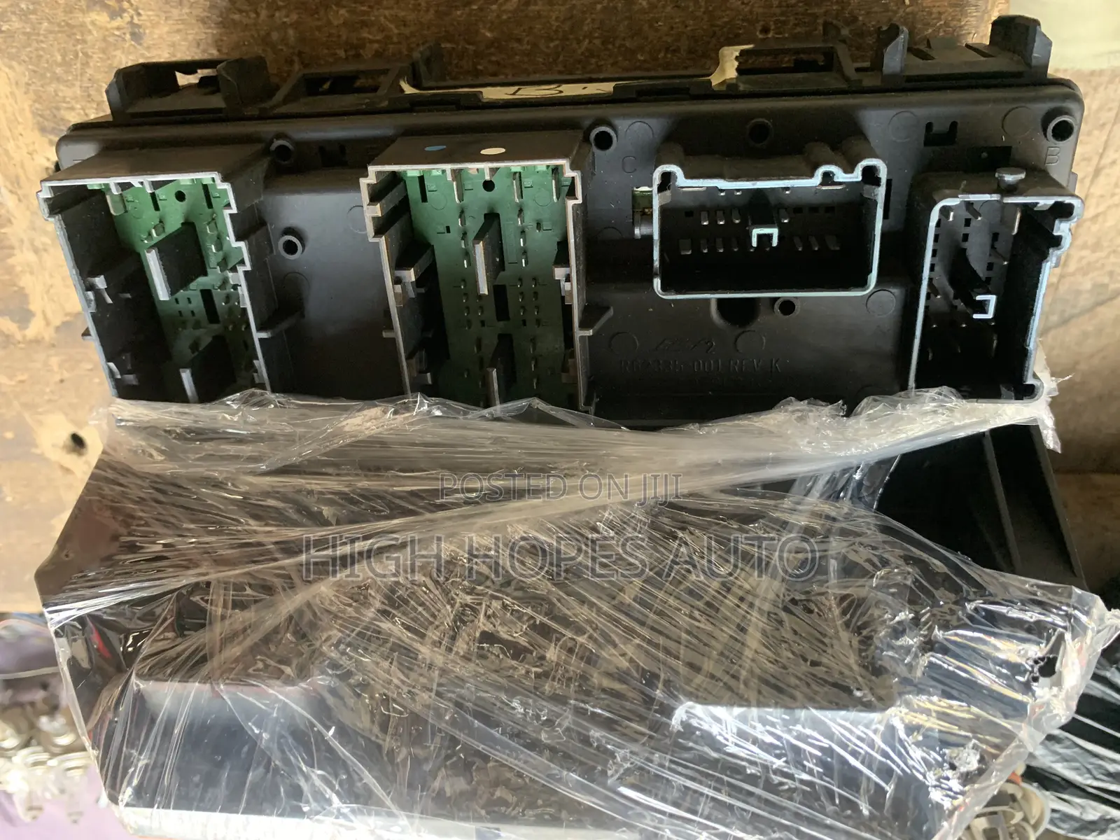 Engine Fuse Board for Dodge Ram/Journey