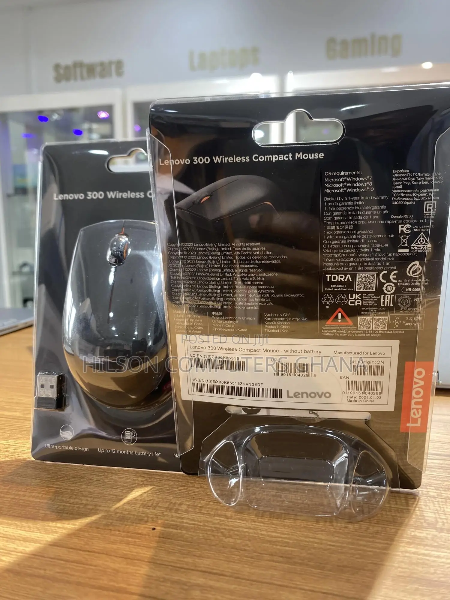 Lenovo 300 Wireless Compact Mouse – Ultra-Portable Design –