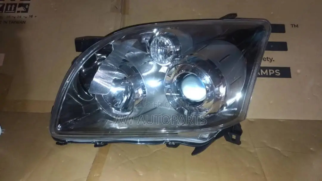 Toyota Avensis 2006 -2009 Headlights Pair Tyc