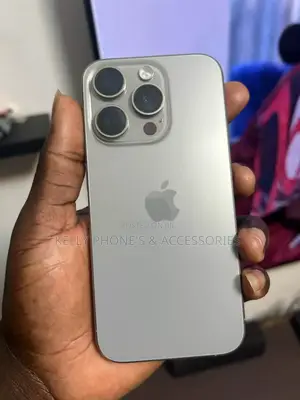New Apple iPhone 15 Pro Max 1 TB Silver