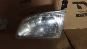 Toyota Sienna 2001-2002 Headlights Pair Tyc