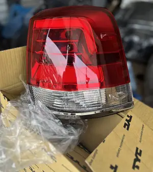 Land Cruiser Taillight 2016 2017 2018 2019 2020 Oem Tail Light