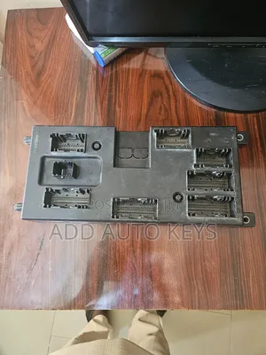 2019-2025 Rover Range Rover Bcm Body Control Module