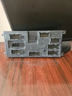 2019-2025 Rover Range Rover Bcm Body Control Module