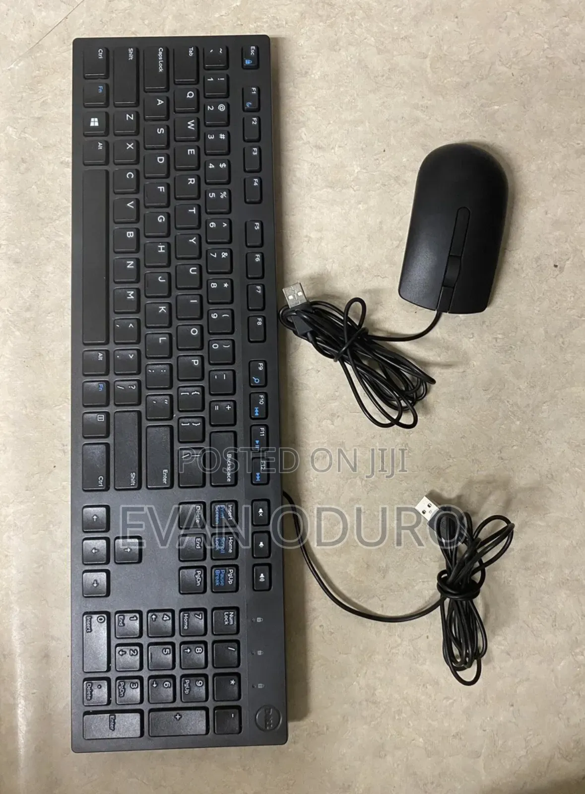 Desktop Computer Dell Inspiron One 2330 6GB AMD HDD 500GB