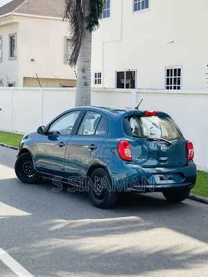Nissan Micra 2017 Blue