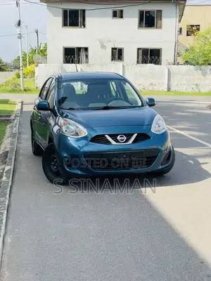 Nissan Micra 2017 Blue
