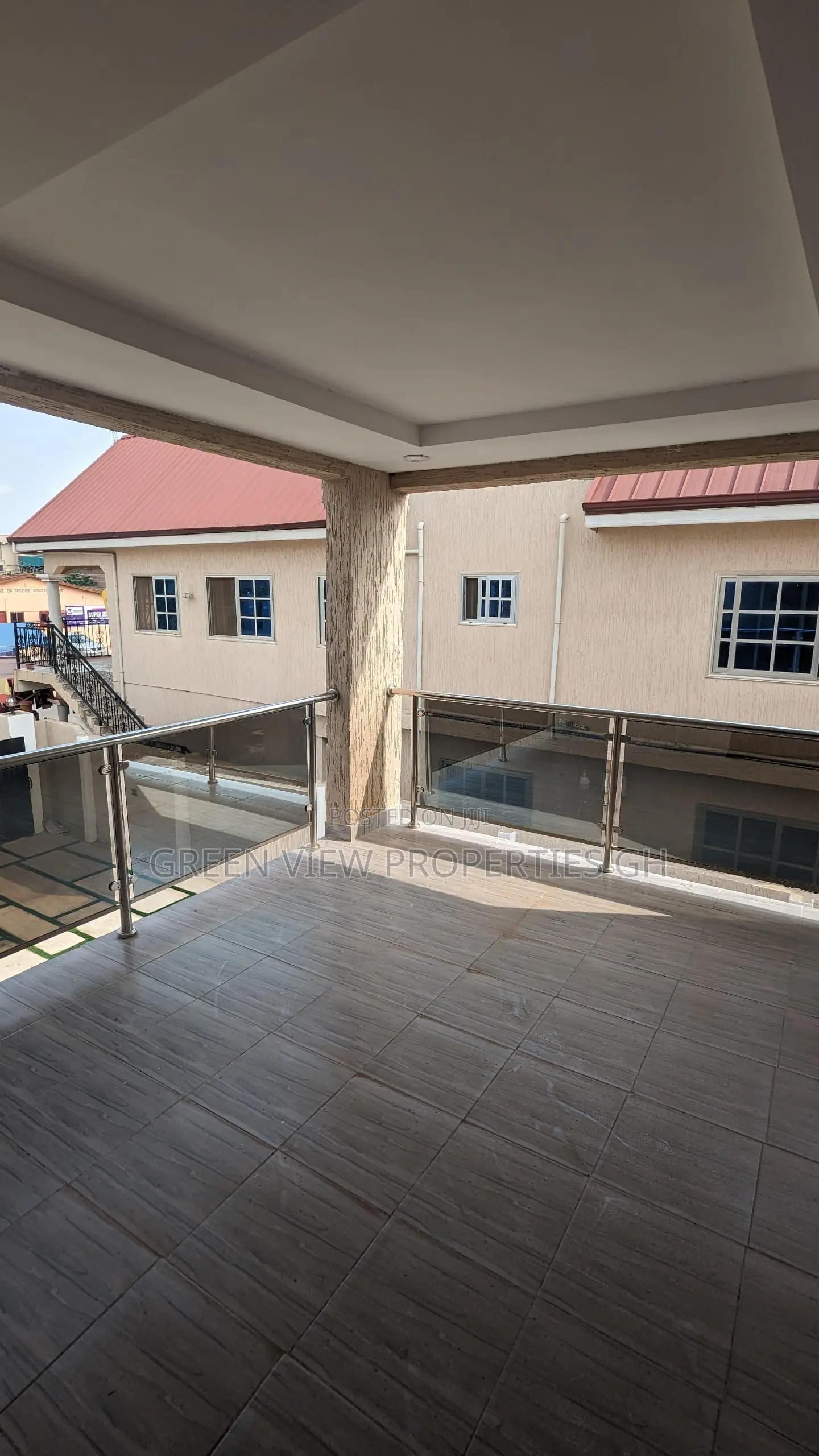 4bdrm Duplex in Kwabenya for rent
