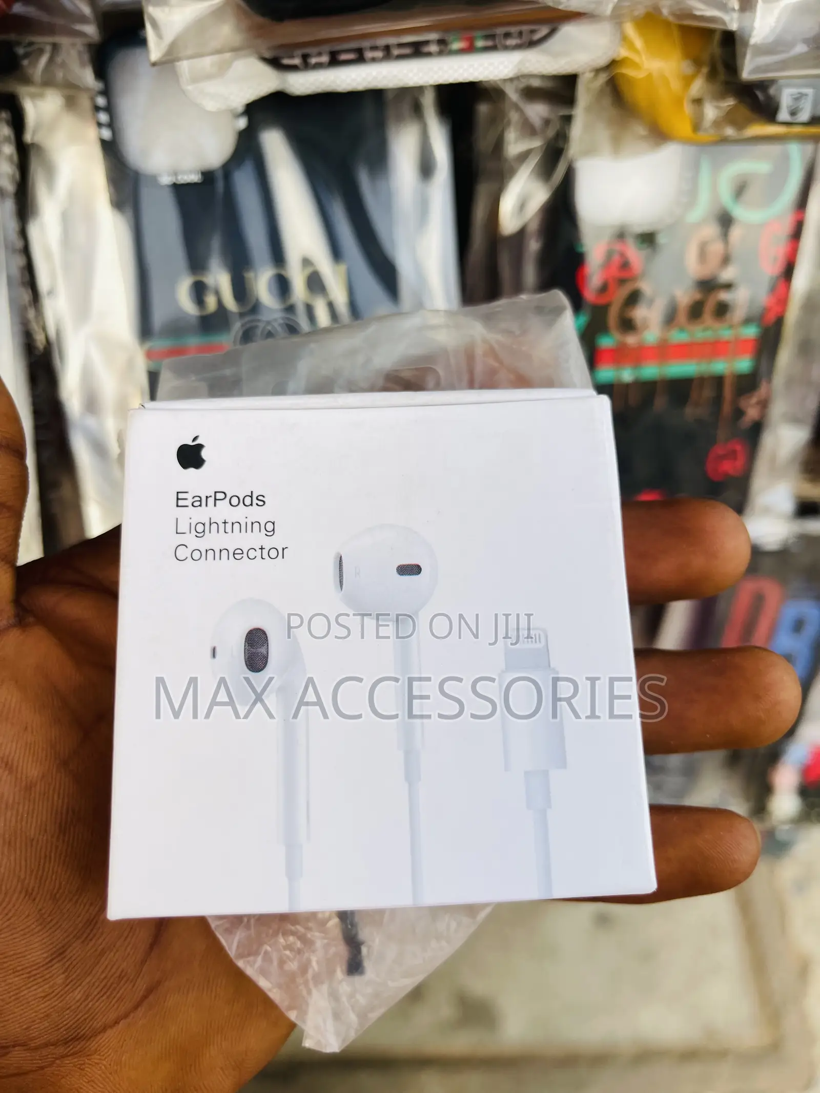 Earpods Lightning Connector ( Nun Bluetooth iPhone Earpiece)