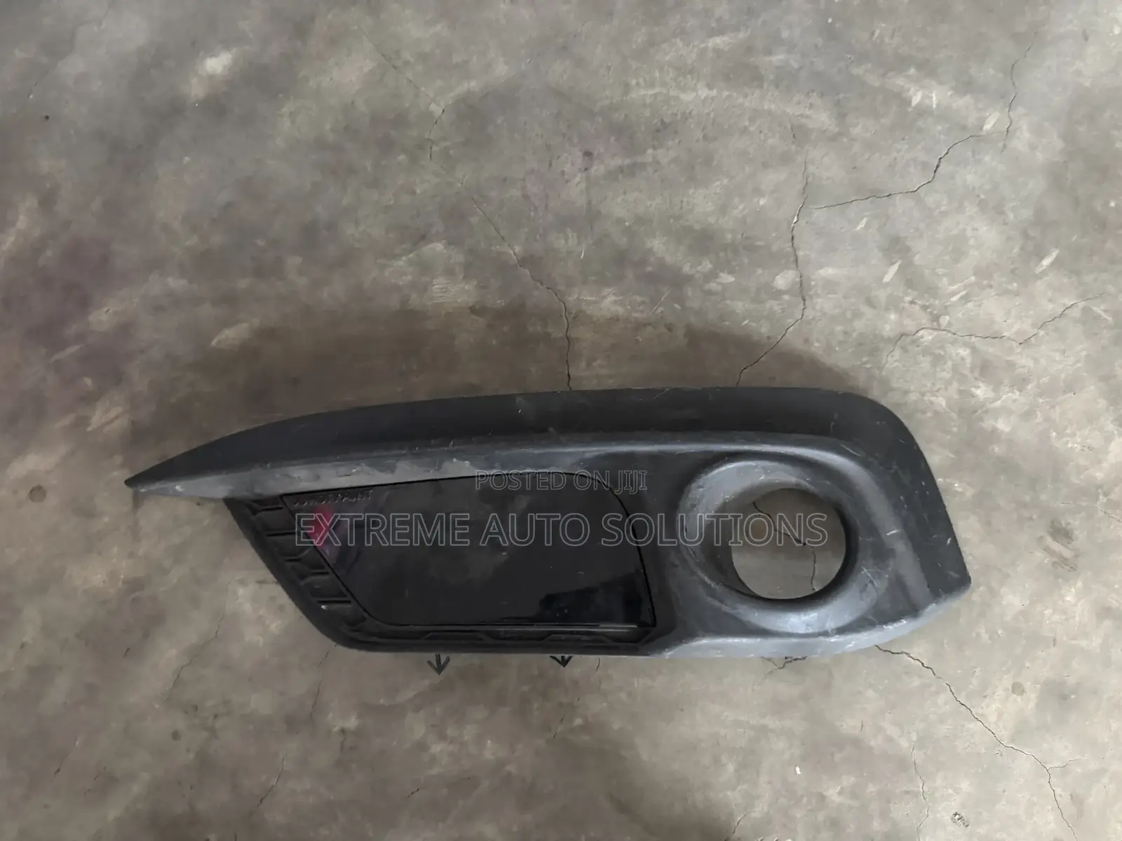 2016 2017 2018 Honda Civic Sedan Left Front Fog Light Garnish Oem