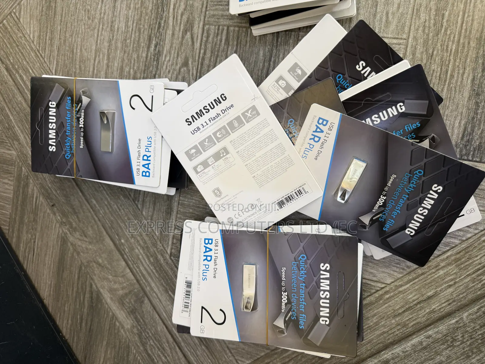 Samsung Usb 3.1 Flash Drive ,Bar Plus Speed 300mb/S Original From Uk