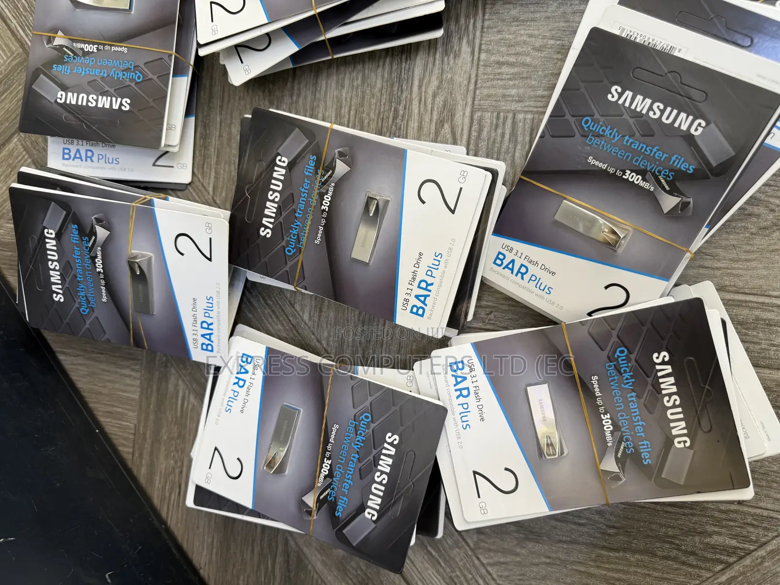 Samsung Usb 3.1 Flash Drive ,Bar Plus Speed 300mb/S Original From Uk