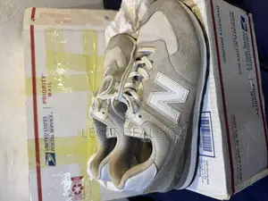 New Balance 574 Grey/White 9