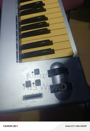 M Audio Midi Keyboard