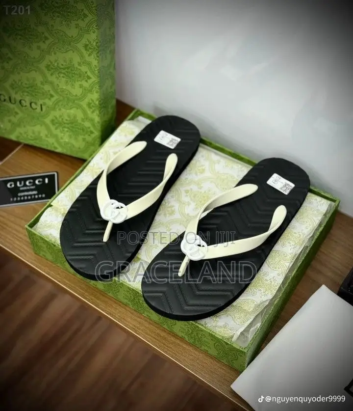 This Is Original Gucci Slippers for Men Outfit Size 40-45 Only